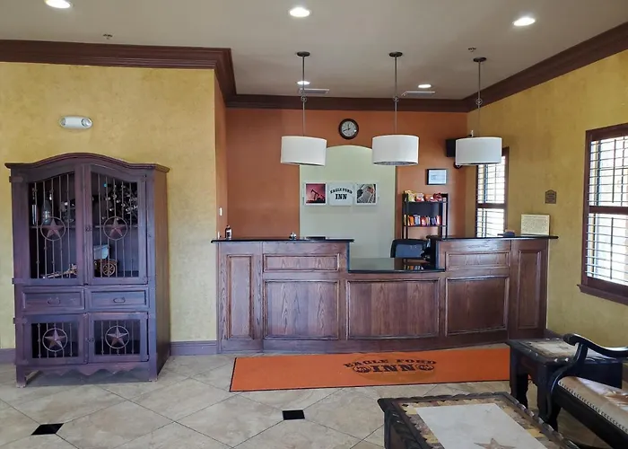Eagle Ford Inn